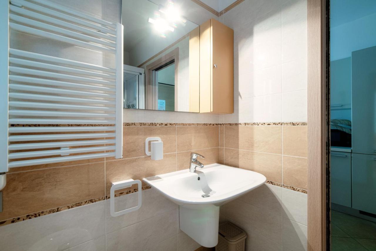 Prestige 7 By Quokka 360 - Quiet Studio With Balcony Lugano Bagian luar foto